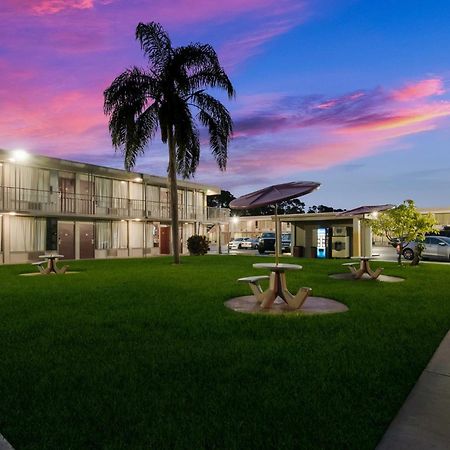 Red Roof Inn Vero Beach - I-95 외부 사진