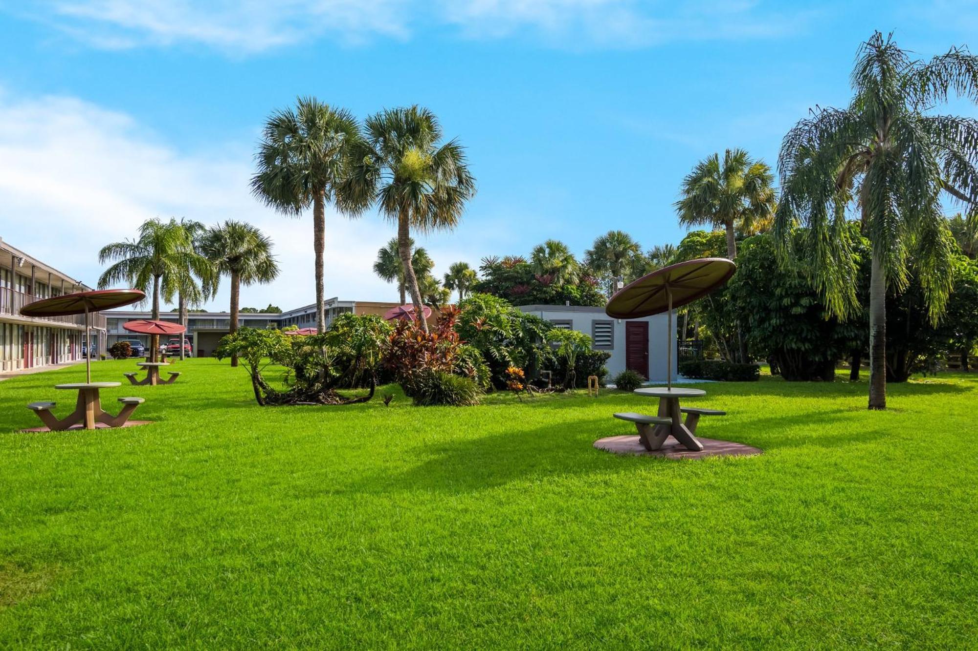 Red Roof Inn Vero Beach - I-95 외부 사진